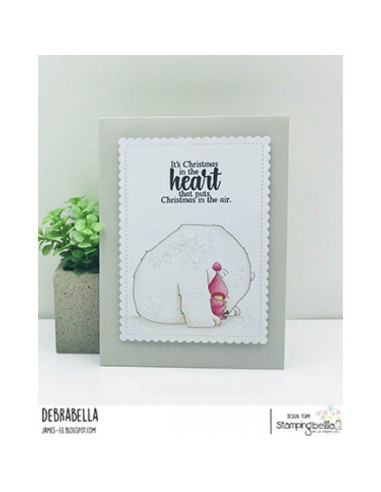 Sello Stampingbella Bundle girl wrapped in polar bear