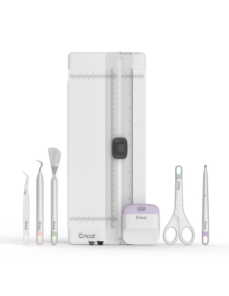 Cricut essential tool set