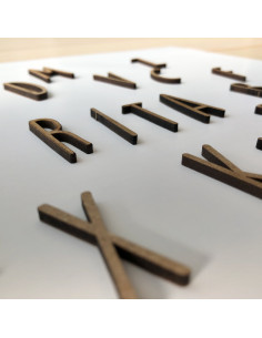 letra de madera v