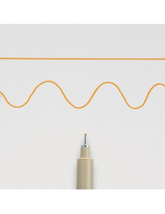 Pigma Micron 05 Naranja, de Sakura 2