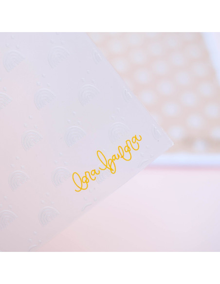 Carpeta de Embossing  Arcoíris de Lora Bailora