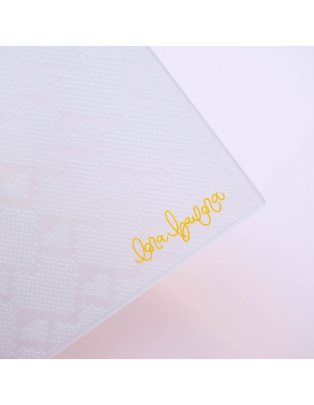 Carpeta de Embossing  Corazón punto de Lora Bailora