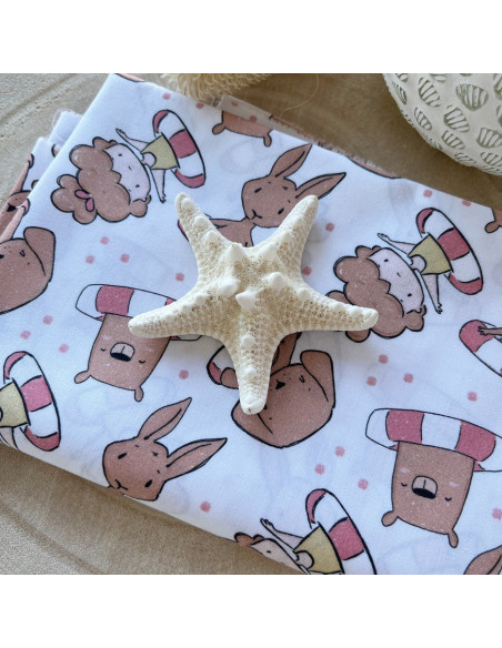 Tela Sigue nadando, Playa o Piscina Alúa Cid