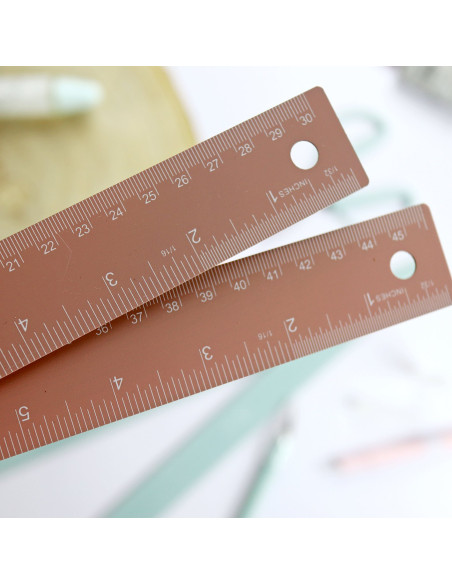 Regla Rosa 18" (45cm) de Alúa Cid