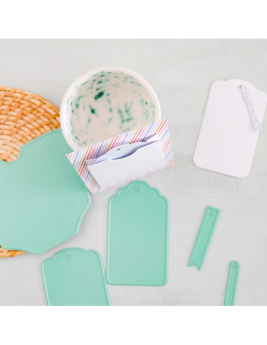 Troquel sobre con fuelle y tag, Back to Basics...