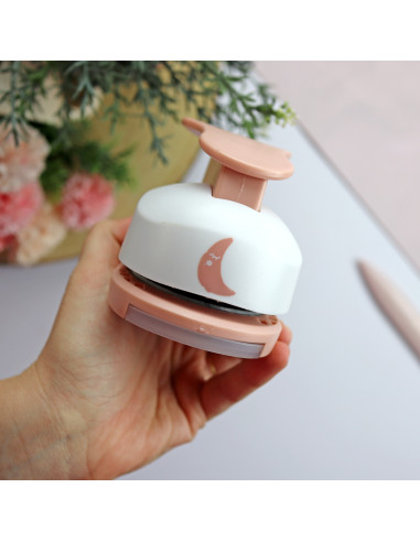 Troqueladora Corazón, Alúa Cid