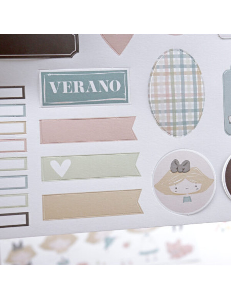 Hoja de troquelados Etiquetas, CeliAlice de Alúa Cid