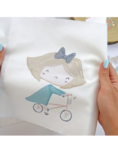 Tela mini paneles de CeliAlice, Alúa Cid