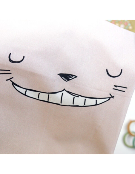 Panel de tela Chesire, Alúa Cid