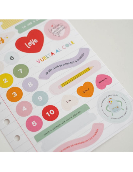 Pegatinas Baby M va al cole, de Lora Bailora