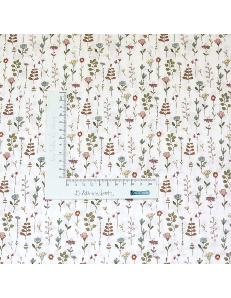 Tela Rosas y camomilas de El altillo de los duendes