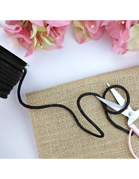 Cordón grueso Negro por metro