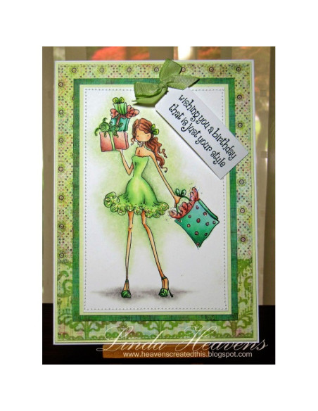 Sello Uptown Girls Posh Has A Present de Stamping Bella