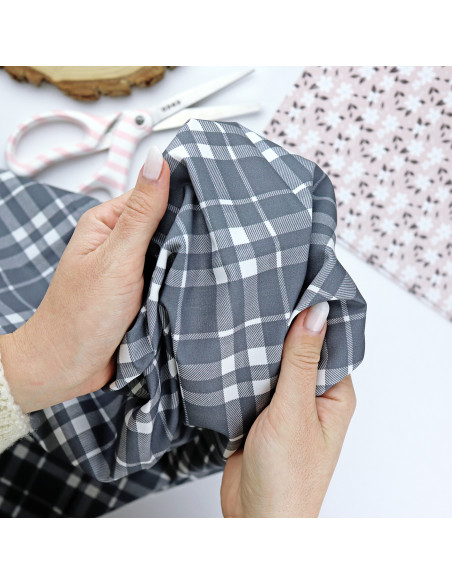 Tela Esmoquin, Rita's Diary de Alúa Cid