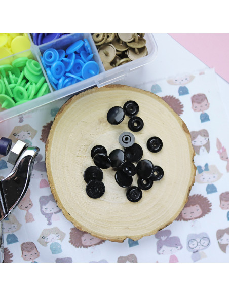 Broches plásticos de presión Negros