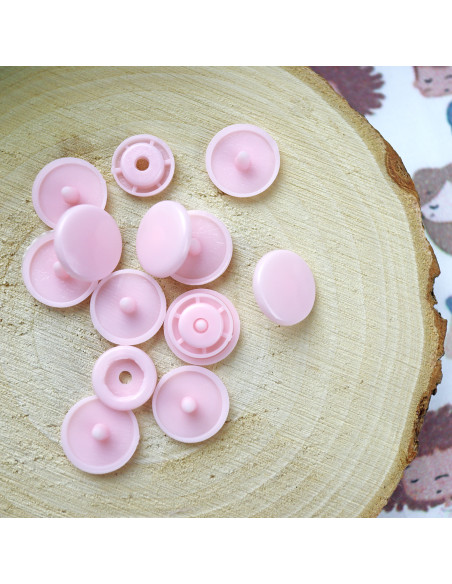 Broches plásticos de presión Rosa