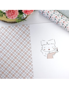 Papel Laminado Yo poderosa, Menos es nada de Alúa Cid
