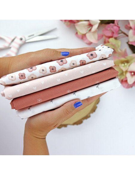 Tela Margaritas Burdeos, Patio de Alúa Cid