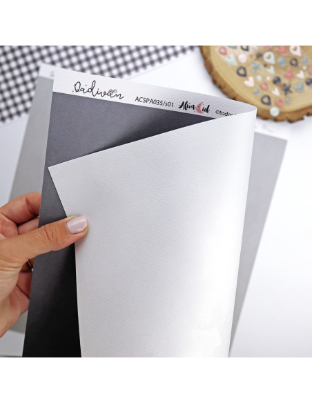 Kit de papeles sólidos Dadivan, de Alúa Cid